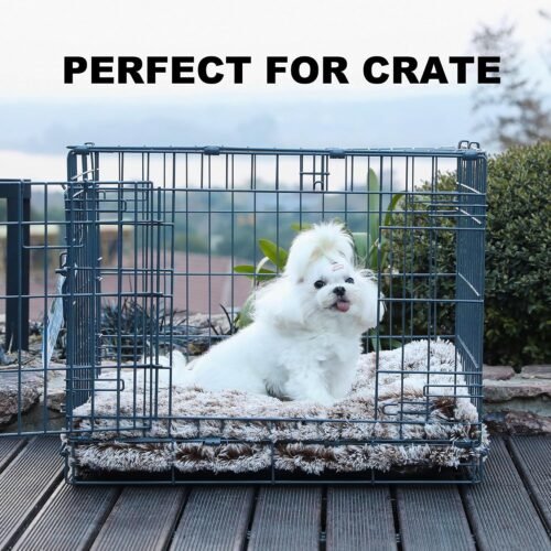 Faux fur pet bed